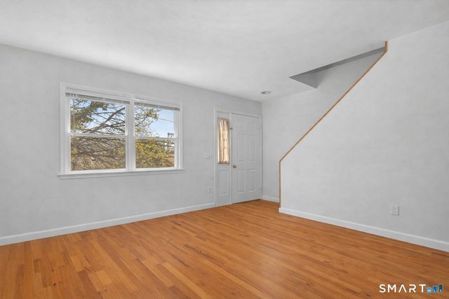 21 West Division Street, Greenwich, CT 06830