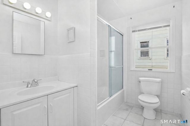 21 West Division Street, Greenwich, CT 06830