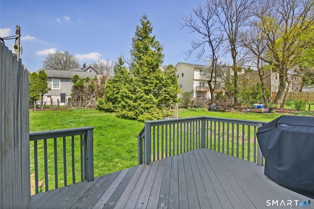 21 West Division Street, Greenwich, CT 06830