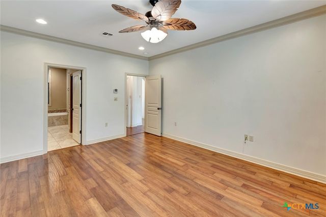 34 Cotswold Lane, Victoria, TX 77904