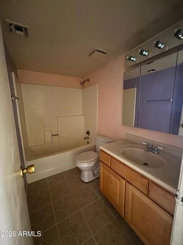10828 N BILTMORE Drive 154, Phoenix, AZ 85029