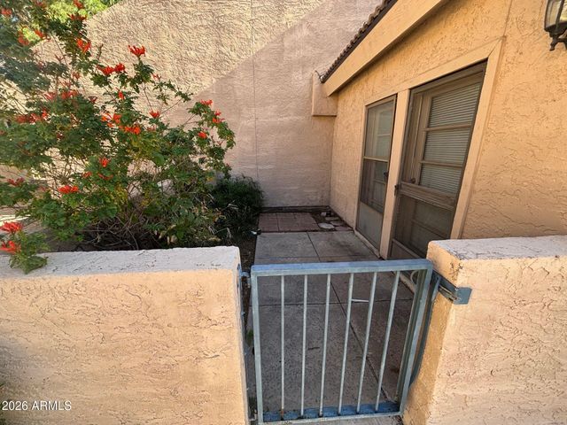 10828 N BILTMORE Drive 154, Phoenix, AZ 85029