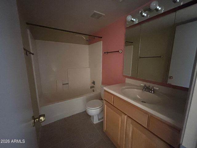 10828 N BILTMORE Drive 154, Phoenix, AZ 85029