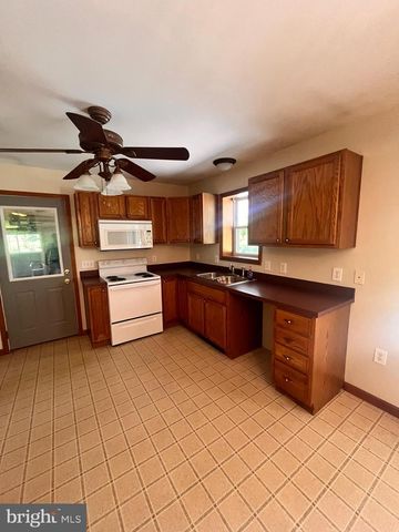 4785 BAER VALLEY, Hellam, PA 17406