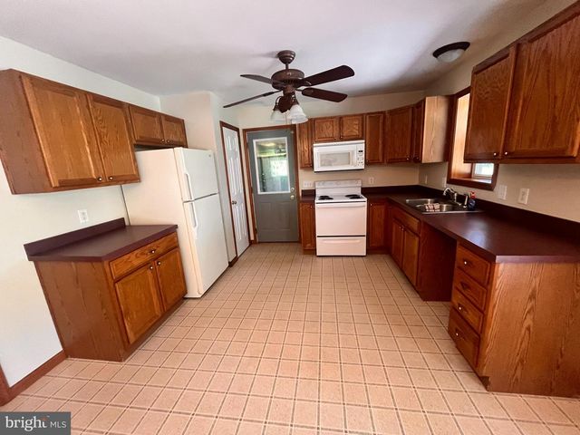 4785 BAER VALLEY, Hellam, PA 17406