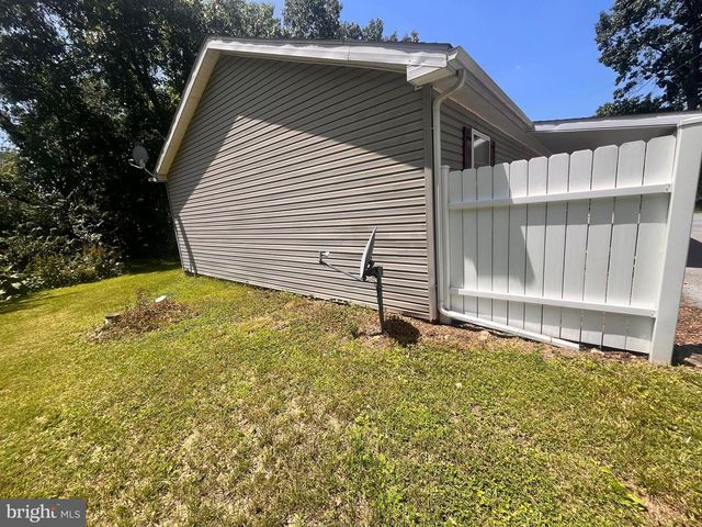 4785 BAER VALLEY, Hellam, PA 17406