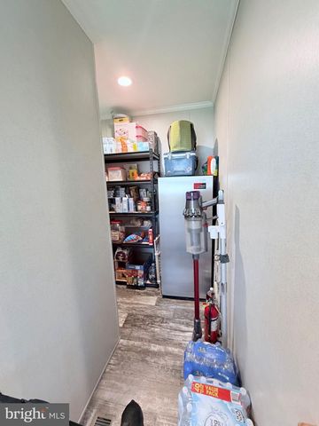 318 GANTT DR, Martinsburg, WV 25403