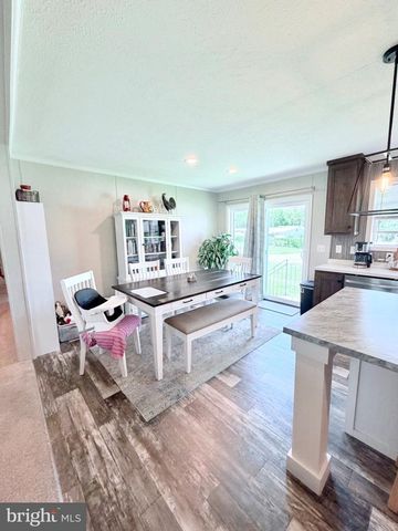 318 GANTT DR, Martinsburg, WV 25403