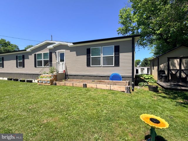 318 GANTT DR, Martinsburg, WV 25403