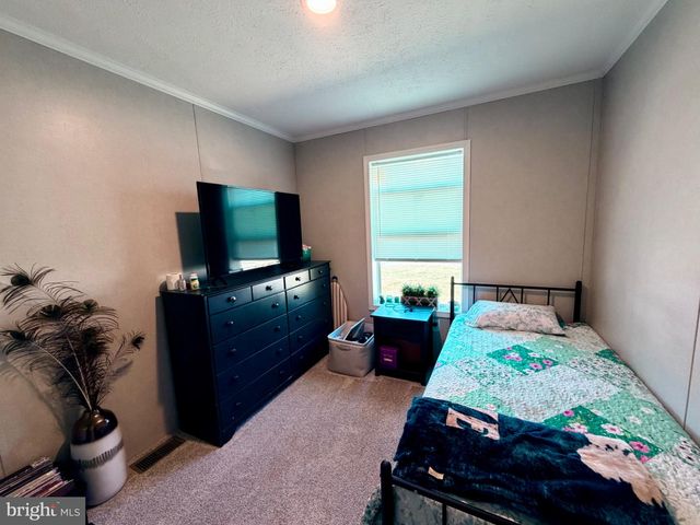 318 GANTT DR, Martinsburg, WV 25403