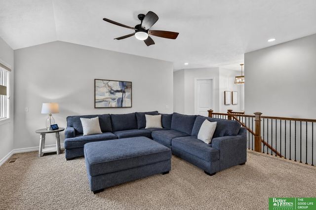 12068 S 79th Street, Papillion, NE 68046