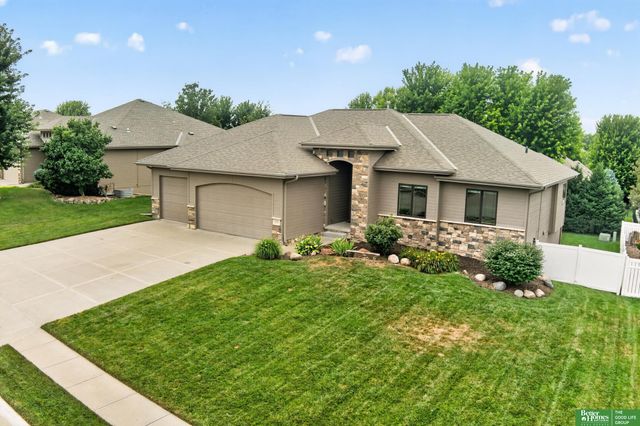12068 S 79th Street, Papillion, NE 68046