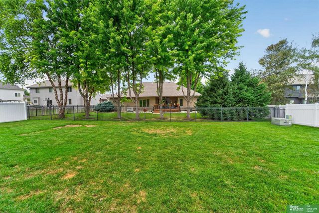 12068 S 79th Street, Papillion, NE 68046