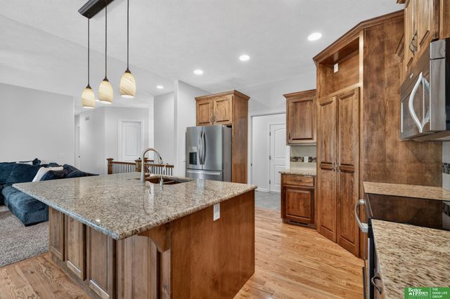 12068 S 79th Street, Papillion, NE 68046