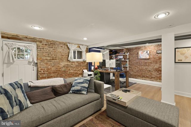 3107 17TH ST NW, Washington, DC 20010