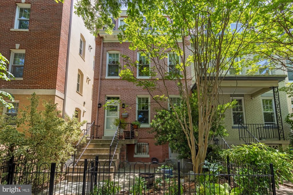 3107 17TH ST NW, Washington, DC 20010