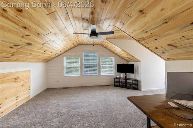 12621 Golden Oaks Drive, Milford, MI 48380