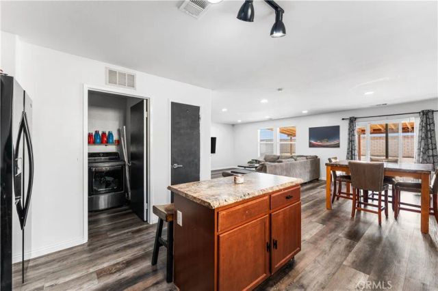 6551 Verdon Street, Palmdale, CA 93552