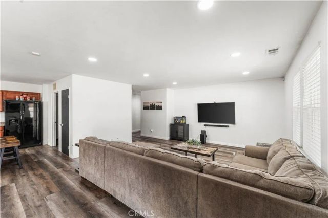 6551 Verdon Street, Palmdale, CA 93552