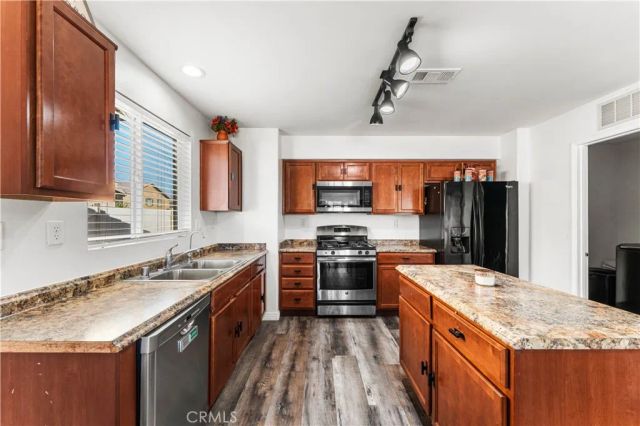 6551 Verdon Street, Palmdale, CA 93552