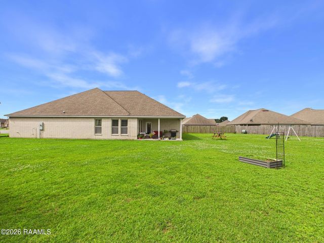 100 Sugar Crest Drive, Youngsville, LA 70592