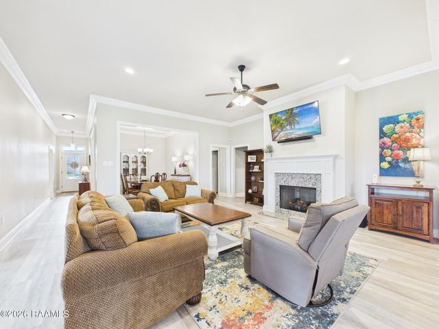 100 Sugar Crest Drive, Youngsville, LA 70592