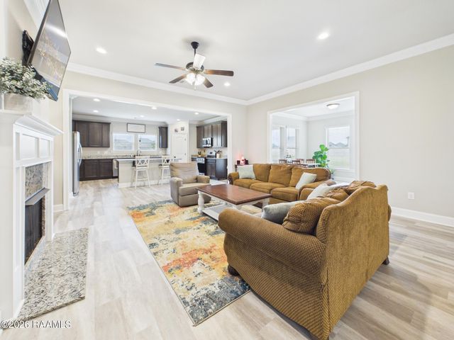 100 Sugar Crest Drive, Youngsville, LA 70592