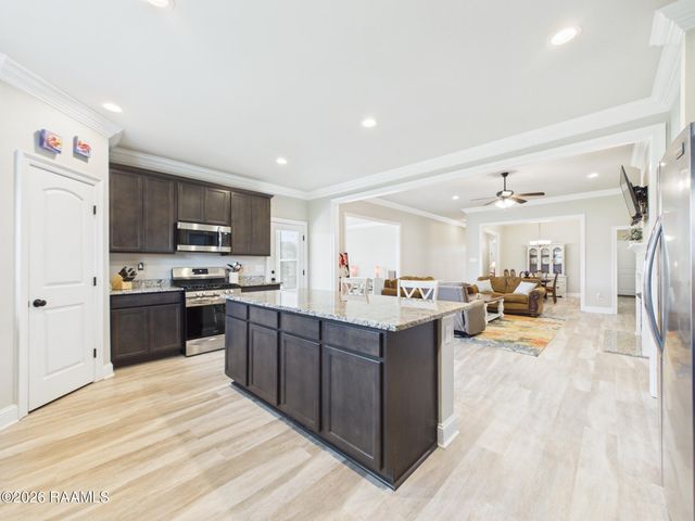 100 Sugar Crest Drive, Youngsville, LA 70592