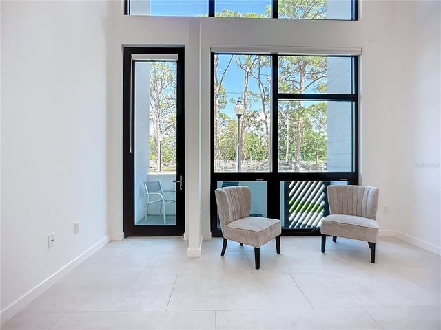 941 N OSPREY AVENUE, Sarasota, FL 34236