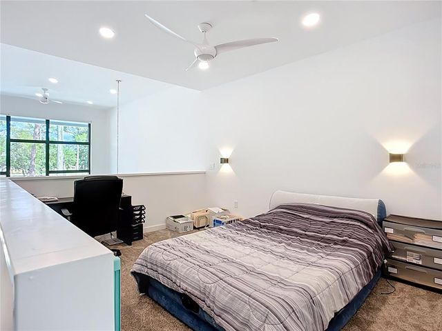 941 N OSPREY AVENUE, Sarasota, FL 34236