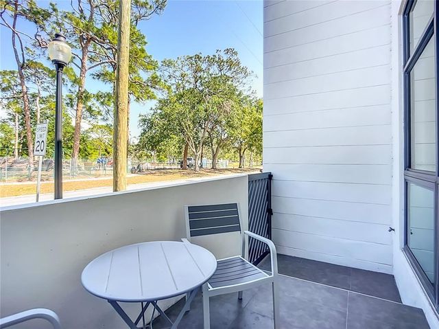 941 N OSPREY AVENUE, Sarasota, FL 34236