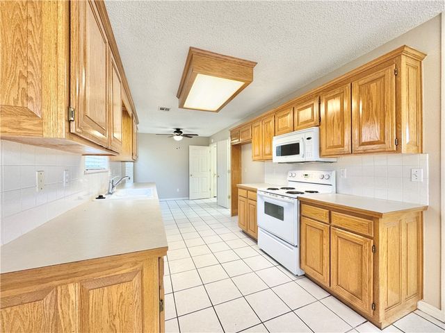 3050 Birch Place, Springdale, AR 72762