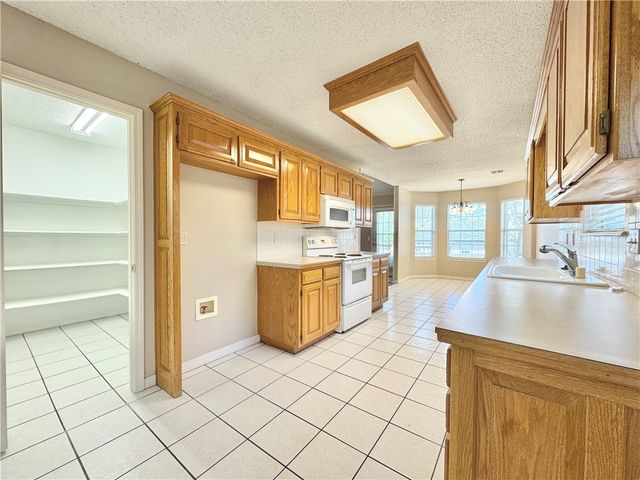 3050 Birch Place, Springdale, AR 72762