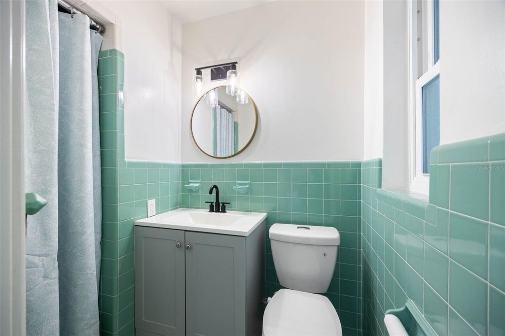 Image 24 of property listing at 1518 S RICHARD AVENUE, Tampa, FL 33629