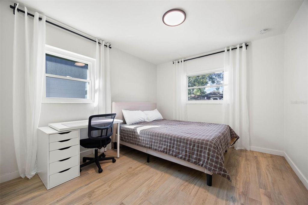 Image 25 of property listing at 1518 S RICHARD AVENUE, Tampa, FL 33629