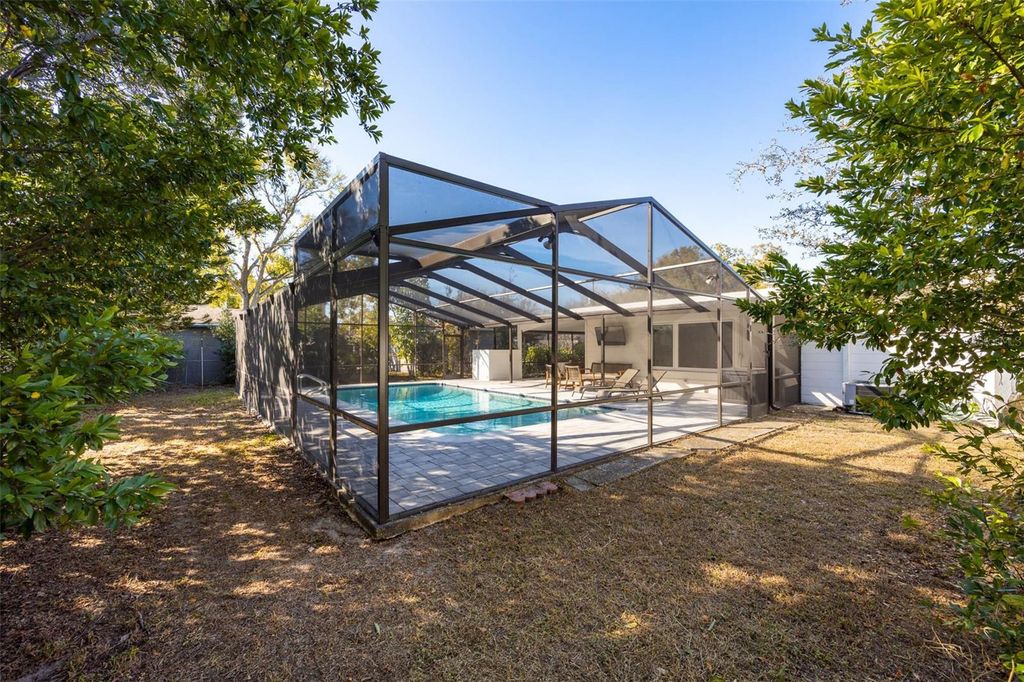 Image 35 of property listing at 1518 S RICHARD AVENUE, Tampa, FL 33629