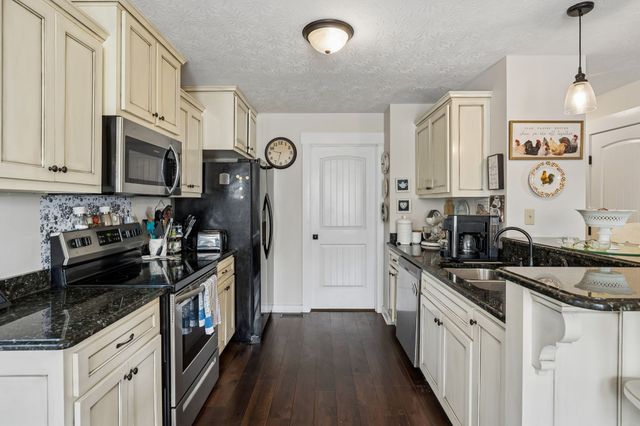 828 Kirbytown Rd, Lafayette, TN 37083