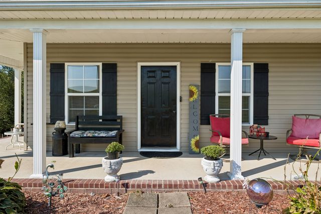 828 Kirbytown Rd, Lafayette, TN 37083