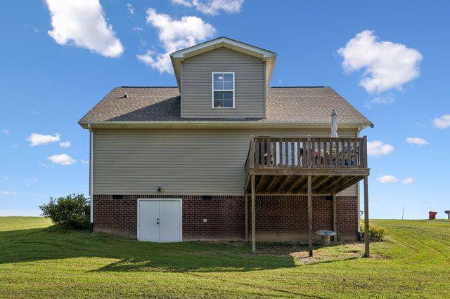828 Kirbytown Rd, Lafayette, TN 37083