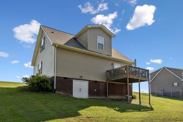 828 Kirbytown Rd, Lafayette, TN 37083