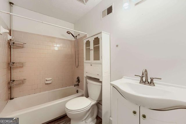 2635 Meadow Bend Court, Duluth, GA 30096