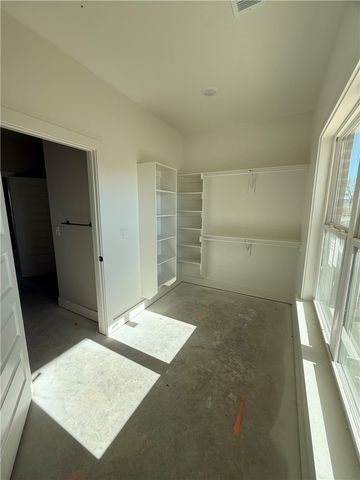 2100 Taylor Orchard Road, Gentry, AR 72734