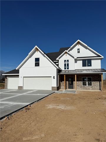 2100 Taylor Orchard Road, Gentry, AR 72734