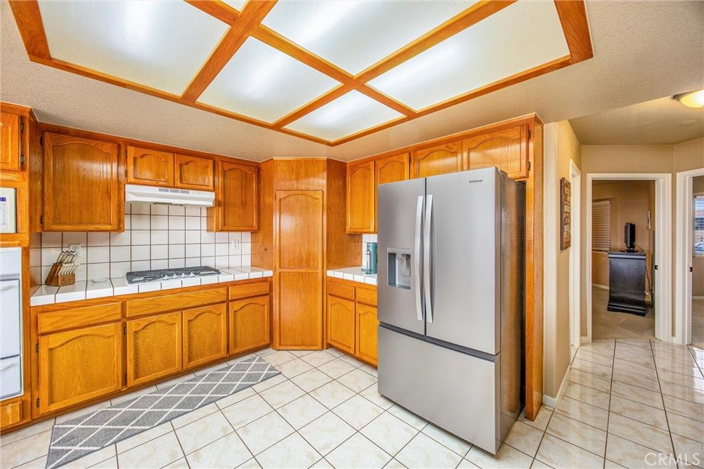 Image 17 of property listing at 14348 Northpark, Hesperia, CA 92345