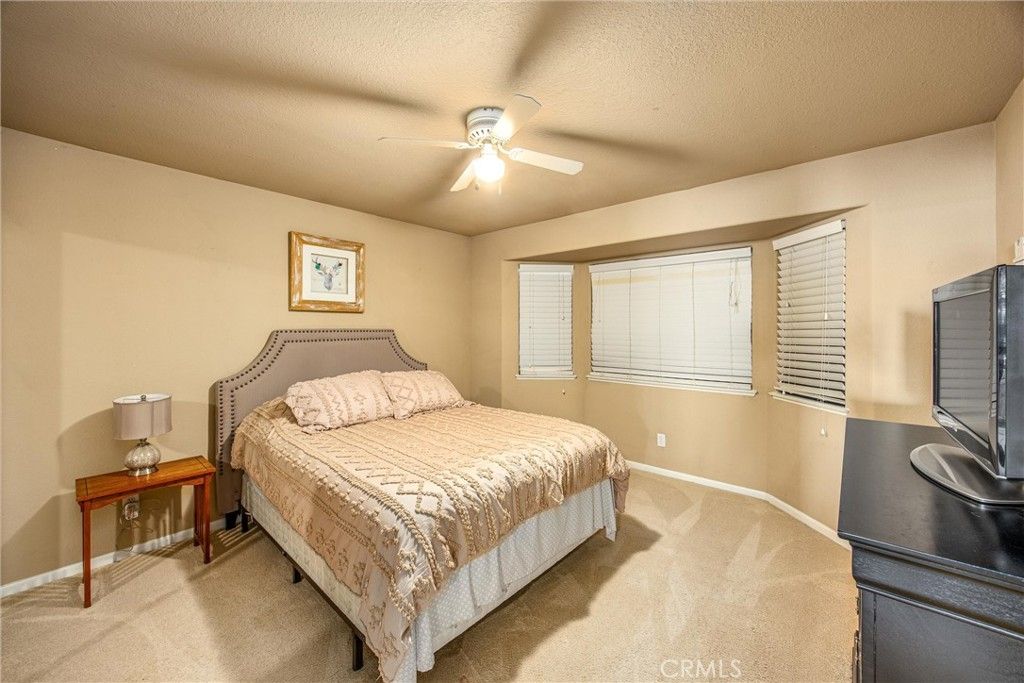 Image 20 of property listing at 14348 Northpark, Hesperia, CA 92345
