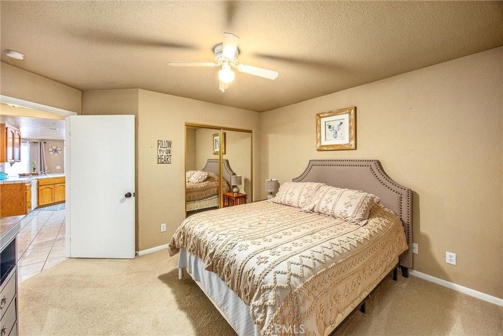 Image 21 of property listing at 14348 Northpark, Hesperia, CA 92345