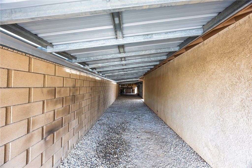 Image 30 of property listing at 14348 Northpark, Hesperia, CA 92345