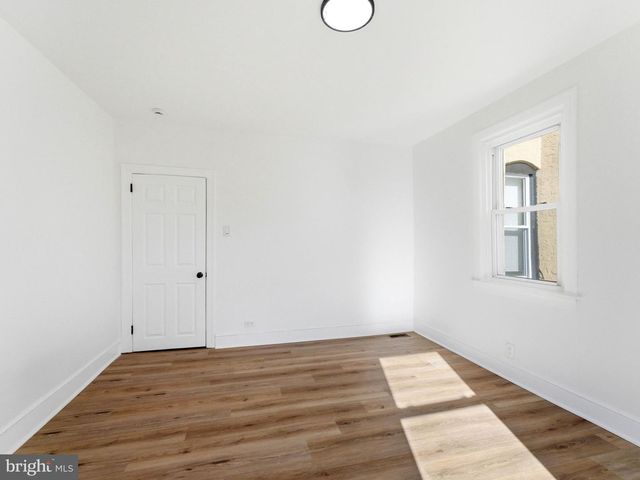 1012 S 53RD ST, Philadelphia, PA 19143