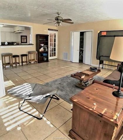 1203 Berkeley Street, College Station, TX 77840