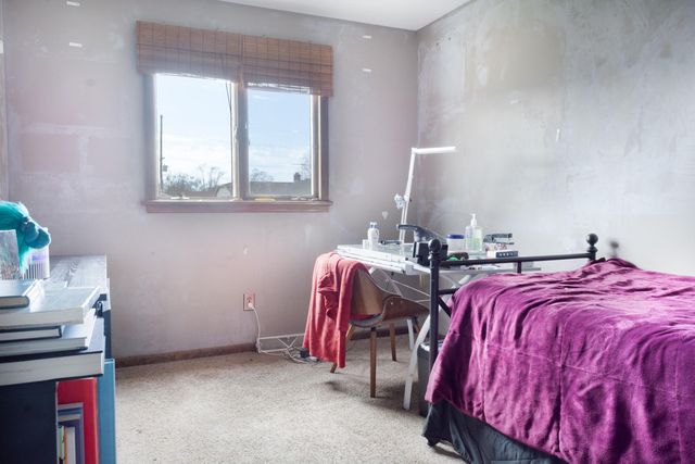 8147 Harrison Avenue, Munster, IN 46321